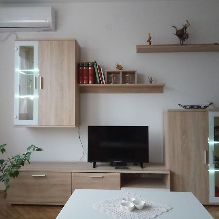 Apartman Ana Subotica Exterior foto